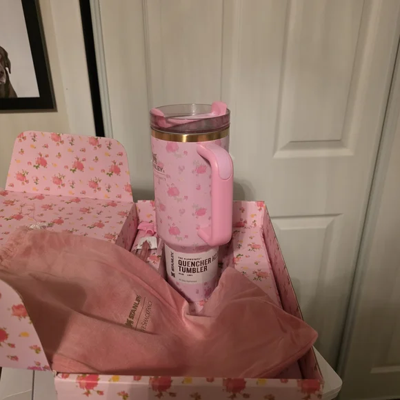 Stanley Pink Floral Tumbler - Picture 2 of 5
